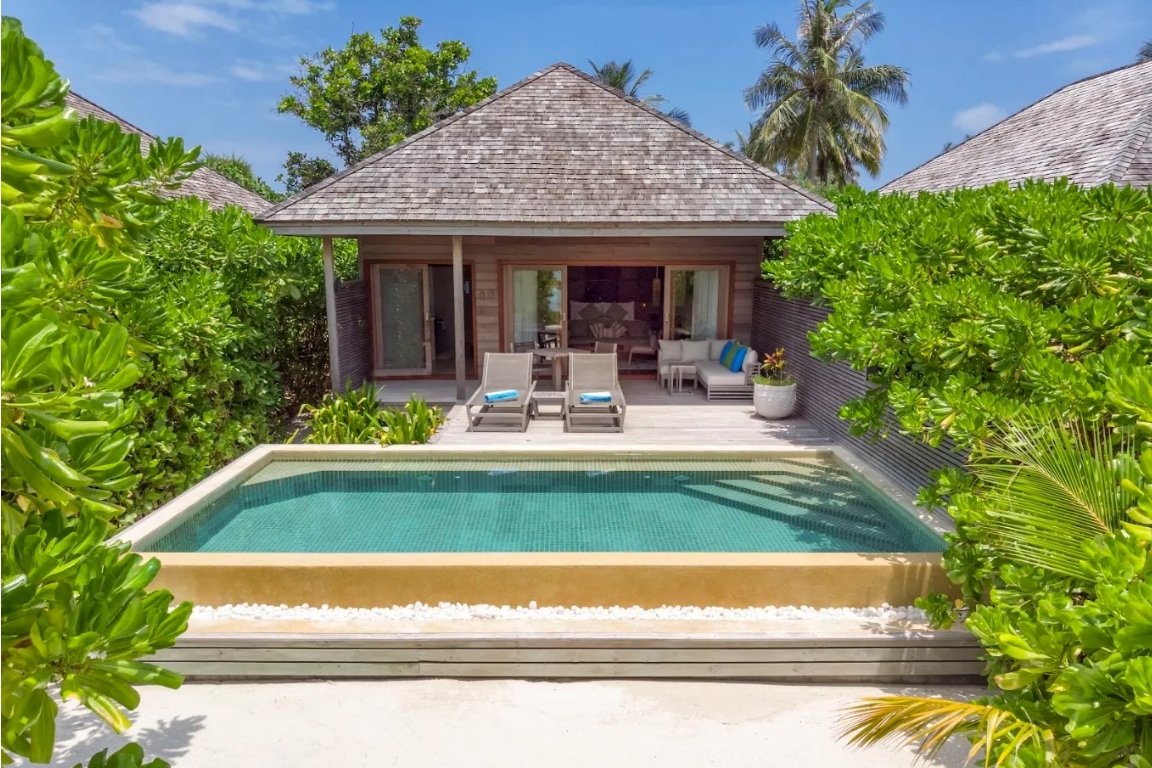Maldives: Endless Horizon at Hurawalhi — photo 3