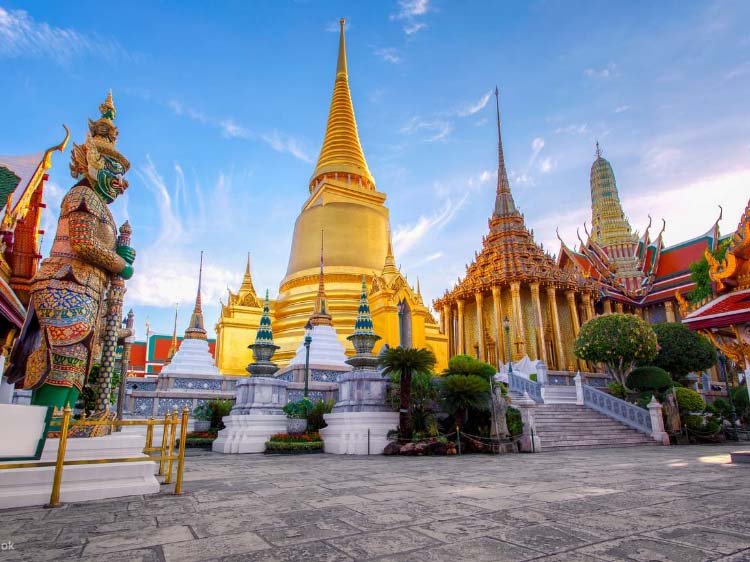 Thailand Trio Escape: Bangkok, Koh Chang & Pattaya — photo 2