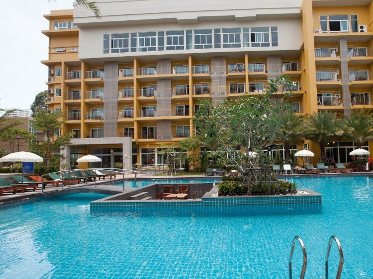 Grand Bella Hotel